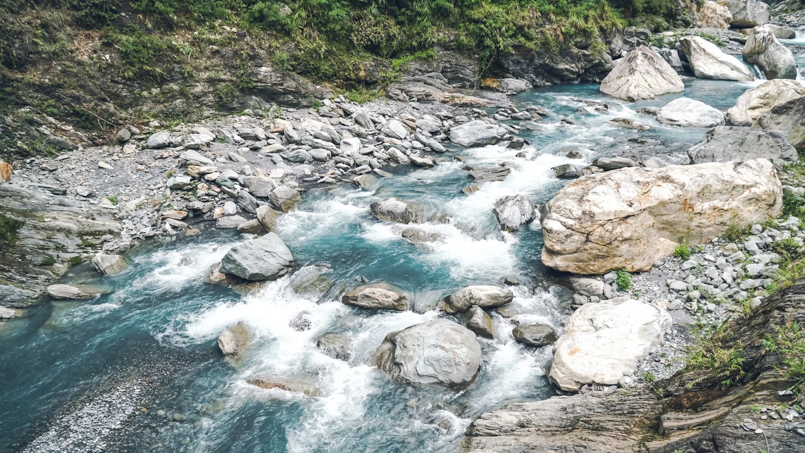 Le rafting sur la rivière Xiuguluan