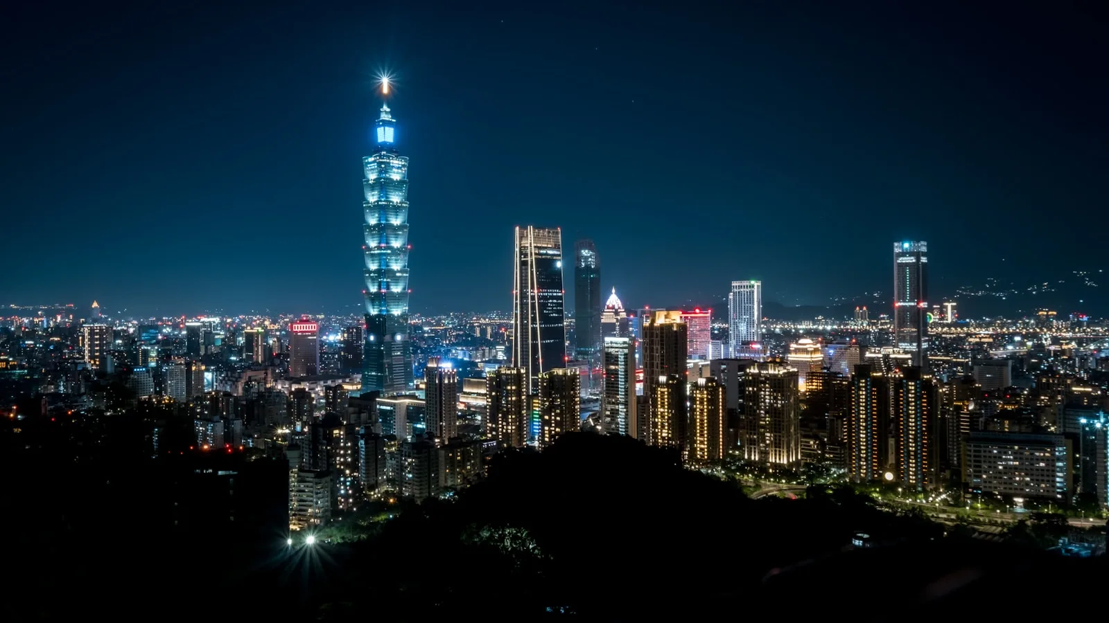 Taipei 101 et le quartier Xinyi